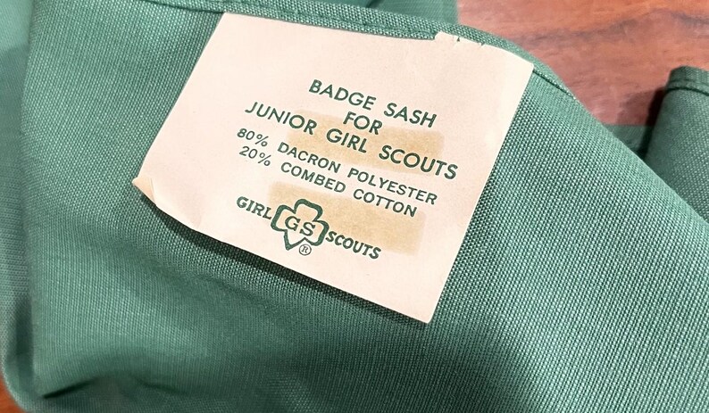 Vintage (1970s) Girl Scouts Junior Badge Sash • Original Trefoil Tag • Blank Uniform Sash image 3