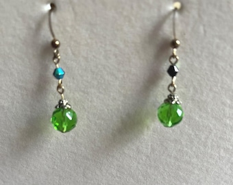 Vintage Peridot Green Dangle Earrings – 1.25" Drop – Faceted Bead Earrings