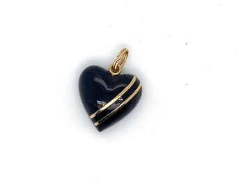 Vintage Gold Detailed Heart Charm