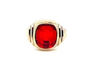 Vintage Gold Statement Ring with Ruby Size 8