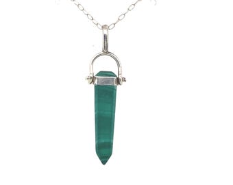Vintage Sterling Pendant Malachite Point on 18 " Cable Chain