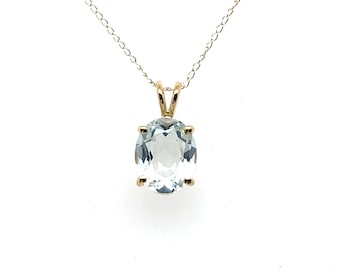 Vintage Gold Pendant with Oval Aquamarine on 18 " Chain