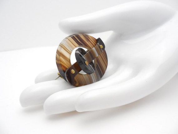 Antique Victorian 1800s Scottish Banded Agate Buck