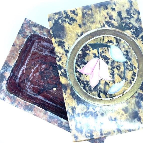 Vintage Carved Alabaster Oval Trinket Jewelry Box… - image 7