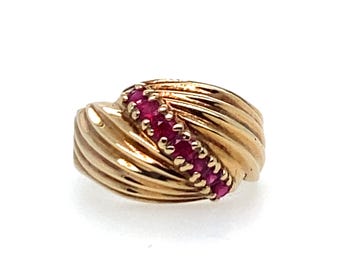 Vintage Gold Domed Cocktail Ring with Rubies Flanked By Ribbed Shoulders Size 8