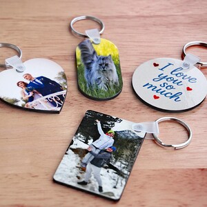 Custom Photo Keychain – Double Sided Wooden Picture Keychain | Personalized Gift with Your Image | Pet, Family, Couple Photo Gift