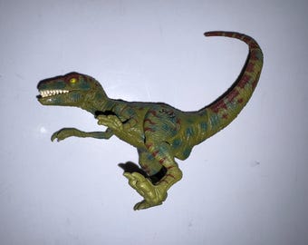 Jurassic Park 3 velociraptor green 2003