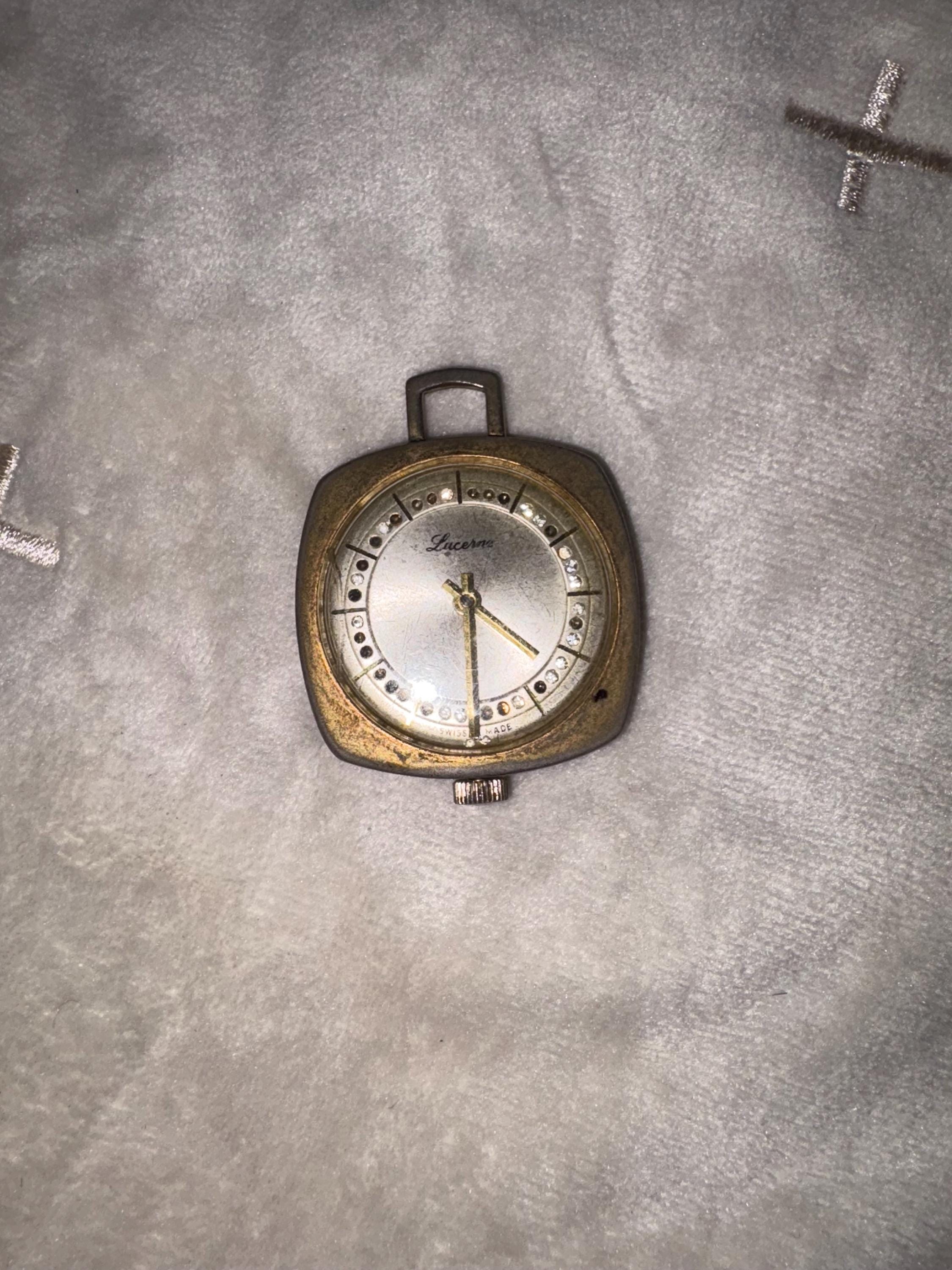 Vintage Lucerne Gold Tone Hand Wind Mechanical Pendant Pocket Watch Swiss Made Vintage Lucerne Swiss Made Gold Tone Wind-up Analog Women main image 3