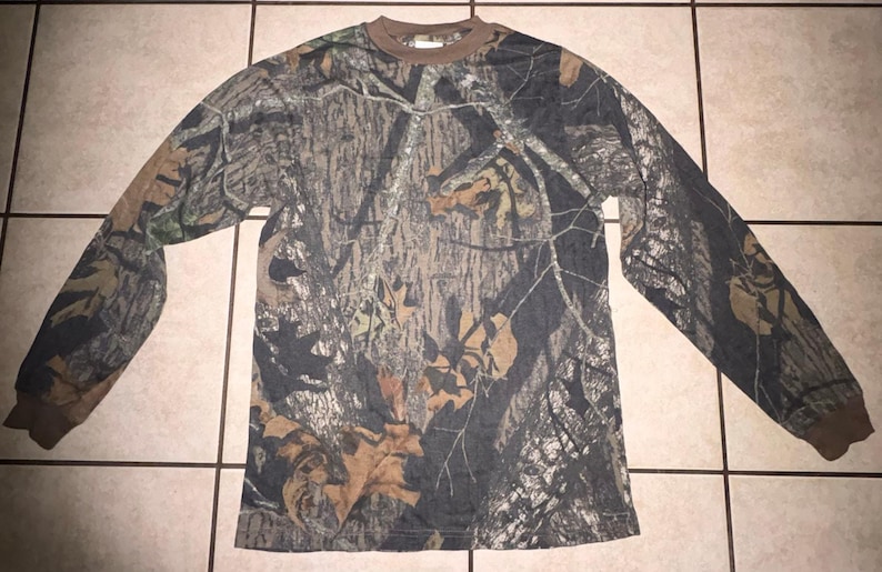 Vintage Mossy Oak camo longsleeve youth XL image 1