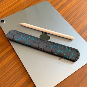 Blue Honeycomb Apple Pencil Case: Felt iPad Pencil Sleeve