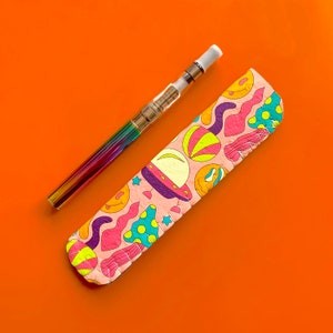 Y2K VAPE CASE, Trippy Vape Pen Case, Psychedelic Vape Case, Emo Vape Pen Case, 2000s Vape Pen Holder, Smiley Vape Sleeve, Kawaii Vape Holder