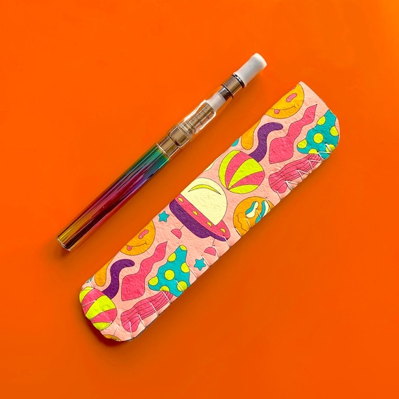 elfbar elfa kaufen Y2K VAPE CASE, Trippy Vape Pen Case, Psychedelic Vape Case, Emo Vape Pen  Case, 2000s Vape Pen Holder, Smiley Vape Sleeve, Kawaii Vape Holder