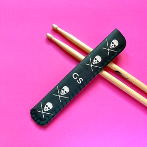 Personalised Drum Stick Holder, Custom Initial Drum Stick Case, Drum Stick Sleeve, Skulls & Drumsticks, Personalised Drummer Gift for Him