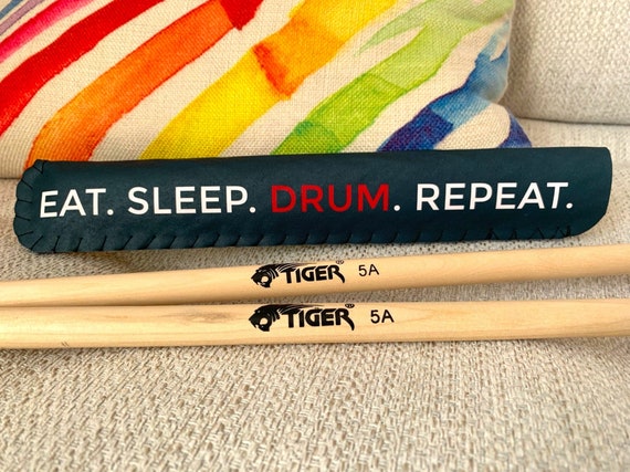 Support pour baguettes Eat Sleep Drum Repeat, étui pour baguettes de  batterie, cadeau pour batteur -  France