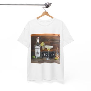 Tequila and Sunshine T-Shirt, Tequila Gift T-Shirt, Funny Summer Alcohol T-Shirt, Humorous , Funny Summer T-Shirt, Drinking Gift alcol retrò