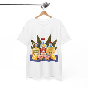 Tequila and Sunshine T-Shirt, Tequila Gift T-Shirt, Funny Summer Alcohol T-Shirt, Humorous , Funny Summer T-Shirt, Drinking Gift alcol retrò