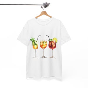 Tequila and Sunshine T-Shirt, Tequila Gift T-Shirt, Funny Summer Alcohol T-Shirt, Humorous , Funny Summer T-Shirt, Drinking Gift alcol retrò