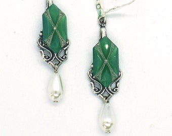 Emerald Drops // 1930s Green Glass Marcasite Silver Plated & Pearl Drop Earrings Art Deco Flapper Boheme Wedding Holidays May Birthstone