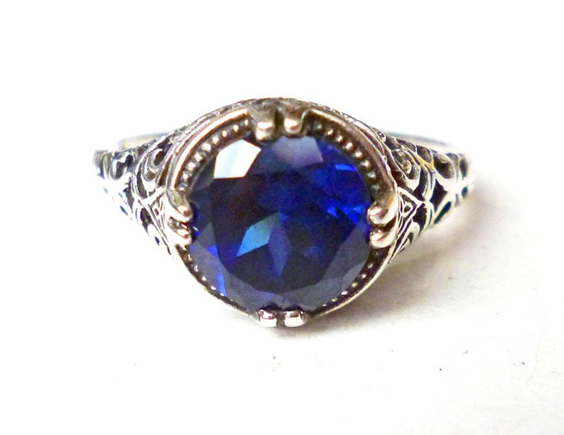 Stunning 2 carat Sapphire Solitaire Ring in Sterling Silver Filigree Antique Style Victorian Edwardian Art Nouveau Art Deco Bride Bohemian image 2