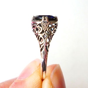 Stunning 2 carat Sapphire Solitaire Ring in Sterling Silver Filigree Antique Style Victorian Edwardian Art Nouveau Art Deco Bride Bohemian image 3