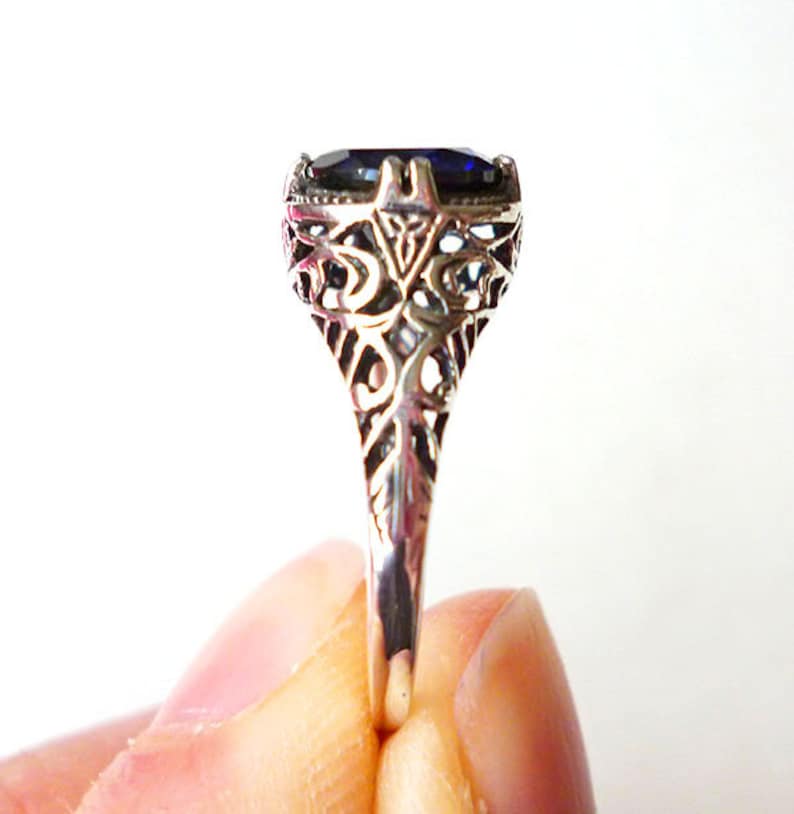 Stunning 2 carat Sapphire Solitaire Ring in Sterling Silver Filigree Antique Style Victorian Edwardian Art Nouveau Art Deco Bride Bohemian image 3