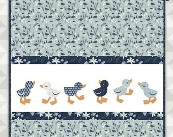 Instant Download: Duckling. An easy applique panel quilt