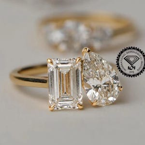 Toi et Moi Lab Grown Diamond Ring: Emerald & Pear Cut 18K Gold