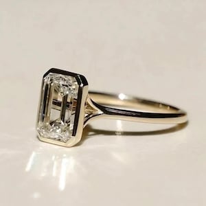 Emerald Cut Lab Grown Diamond Ring EF Color VS1 Clarity IGI Certified Engagement Ring Bezel Set Wedding Anniversary Gift Ring For Women