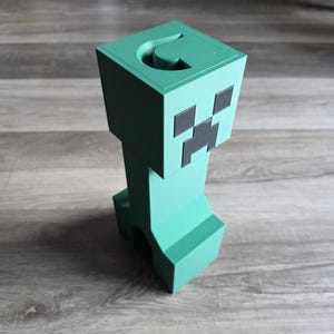 Minecraft-Inspired Coin Bank That Sorts Your Change — No Batteries Needed! Note: Designed for US coins only