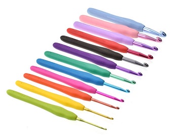 Crochet Hooks Needles Set 2mm8mm Ergonomic Extra Long for Arthritis