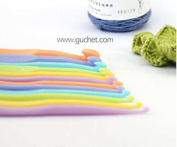 Aiguille crochet 3mm plastique bleu fashion