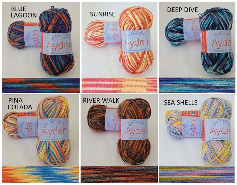 Op de afbeelding: Zes bollen Ayden-garen in diverse kleurencombinaties. Elke bol heeft een label met de merknaam en "100% Premium Acrylic". De kleurstijlen zijn gelabeld met "Blue Lagoon", "Sunrise", "Deep Dive", "Pina Colada", "River Walk" en "Sea Shells".