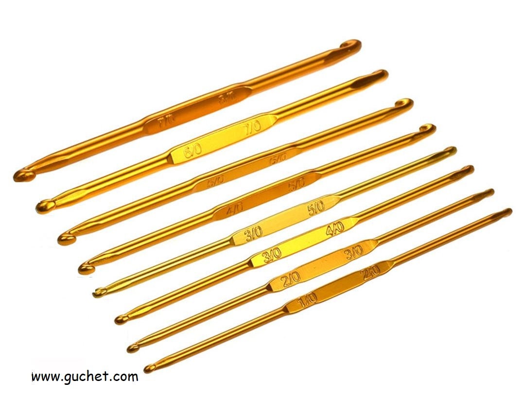Double Ended Crochet Hooks, Set Includes 8 Hooks (16 Sizes Total