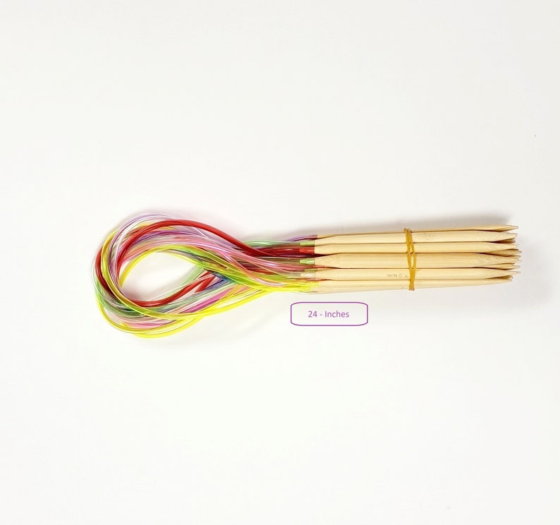 Aiguilles à tricoter circulaires Jeu de pointes en bambou Comprend 18 aiguilles LONGUES ET COURTE Tailles : 2,0 mm-12,0 mm Câble COLORÉ MEDIUM - 24 Inches