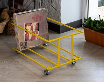 Organizador de discos de vinilo moderno, soporte de LP de metal, estante de música hecho a mano, mesa giratoria minimalista, regalo para sala de audiófilos.