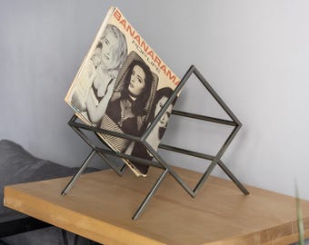 Minimalist Vinyl Record Storage Rack - Modern LP Display Stand & Music Shelf