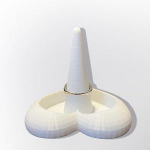 Heart Ring Holder – Cute Jewelry Stand for Rings & Earrings