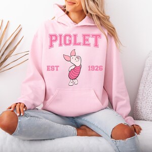 Sudadera con capucha de Piglet de Winnie the Pooh, personaje de Piglet de Disney, sudadera para viaje a Disneyland, sudadera con capucha de Piglet, sudadera con capucha de Disneyland, regalo de cumpleaños de Disney imagen 2