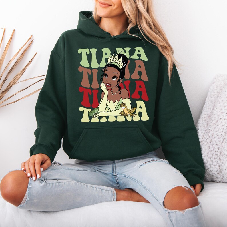 Princesses Tiana Hoodie, Disney Tiana Character, Disneyland Trip Sweatshirt, Tiana Hoodie, Disneyland Hoodie, Disney Birthday Gift, Princess Bild 3