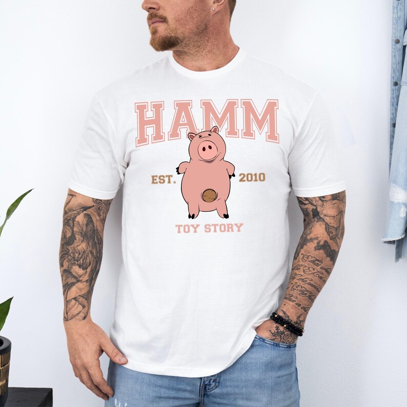 Camiseta de Hamm de Toy Story, personaje de Disney Hamm, camiseta para viaje a Disneyland, camiseta de Hamm, camiseta de Disneyland, regalo de cumpleaños de Disney, Toy Story Hamm imagen 4