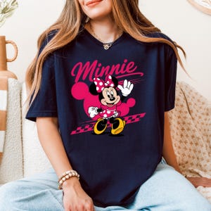 Mickey Mouse Minnie T-shirt, Disney Minnie Character, Disneyland Trip Tshirt, MInnie Mouse Tee, Disneyland T-shirt, Disney Birthday Gift immagine 6