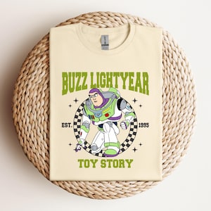 Camiseta de Buzz Lightyear de Toy Story, personaje de Disney Buzz, camiseta para viaje a Disneyland, camiseta de Lightyear, camiseta de Disneyland, regalo de cumpleaños de Disney imagen 1