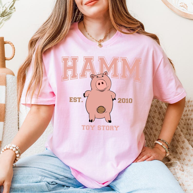 Camiseta de Hamm de Toy Story, personaje de Disney Hamm, camiseta para viaje a Disneyland, camiseta de Hamm, camiseta de Disneyland, regalo de cumpleaños de Disney, Toy Story Hamm imagen 3
