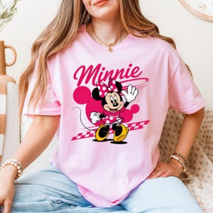 Mickey Mouse Minnie T-shirt, Disney Minnie Character, Disneyland Trip Tshirt, MInnie Mouse Tee, Disneyland T-shirt, Disney Birthday Gift immagine 2