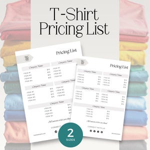 Può includere: Due fogli di listino prezzi bianchi con il testo "T-Shirt Pricing List" e "Pricing List". I fogli hanno un nome di categoria e i prezzi degli articoli. Un cerchio verde acqua con il numero "2" e la parola "SIZES" è in basso.