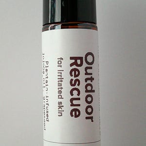 Plantain Infused Outdoor Skin Relief Roller Bug Bite Irritation Soothing Jojoba Grapeseed Oil