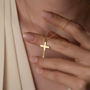 14K Gold Mama Cross Necklace: Personalized Name Pendant, Religious Gift
