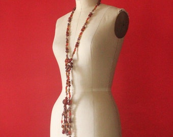 Vintage 60&#39;s Bohemian Beaded Glass Long Tie Front Dangle Tassel Lariat Sautoir Necklace