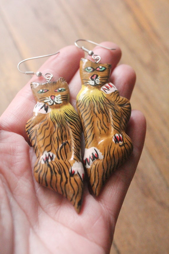 Vintage 80's Handmade Painted Dangle Cat Earrings