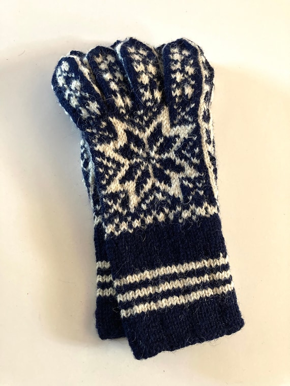 Vintage 80’s Handmade Norwegian Wool Selbu Knit G… - image 4